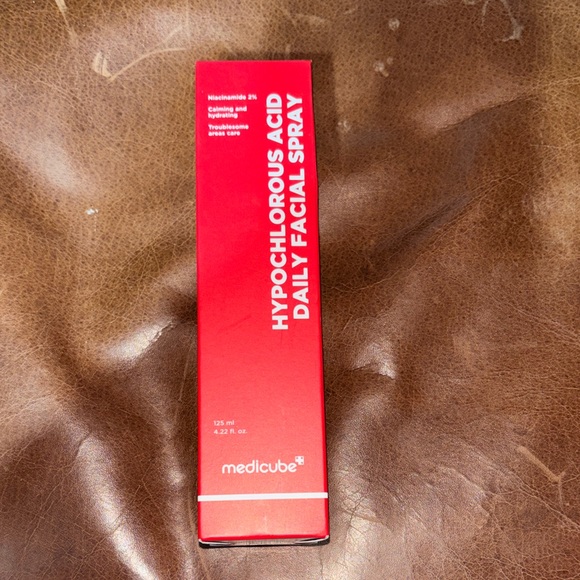 Medicube Other - MedicuBe Red Hypochlorous Acid Daily Facial Spray